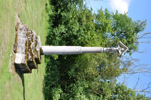 The churchyard at Ovington